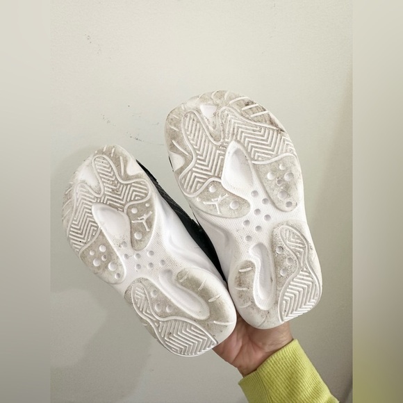 Air Jordan 11 CMFT Low Cool Gray Sneaker, Size 7c Cool Grey - Picture 5 of 6